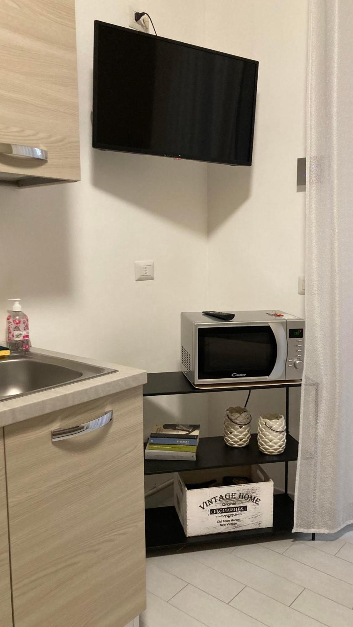 La Casa Di Marta Apartment คอร์ซิโก ภายนอก รูปภาพ